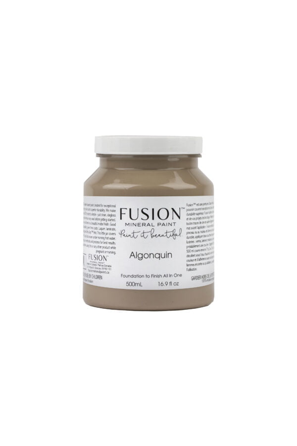 A pint of Fusion Algonquin showing label with size and weight.